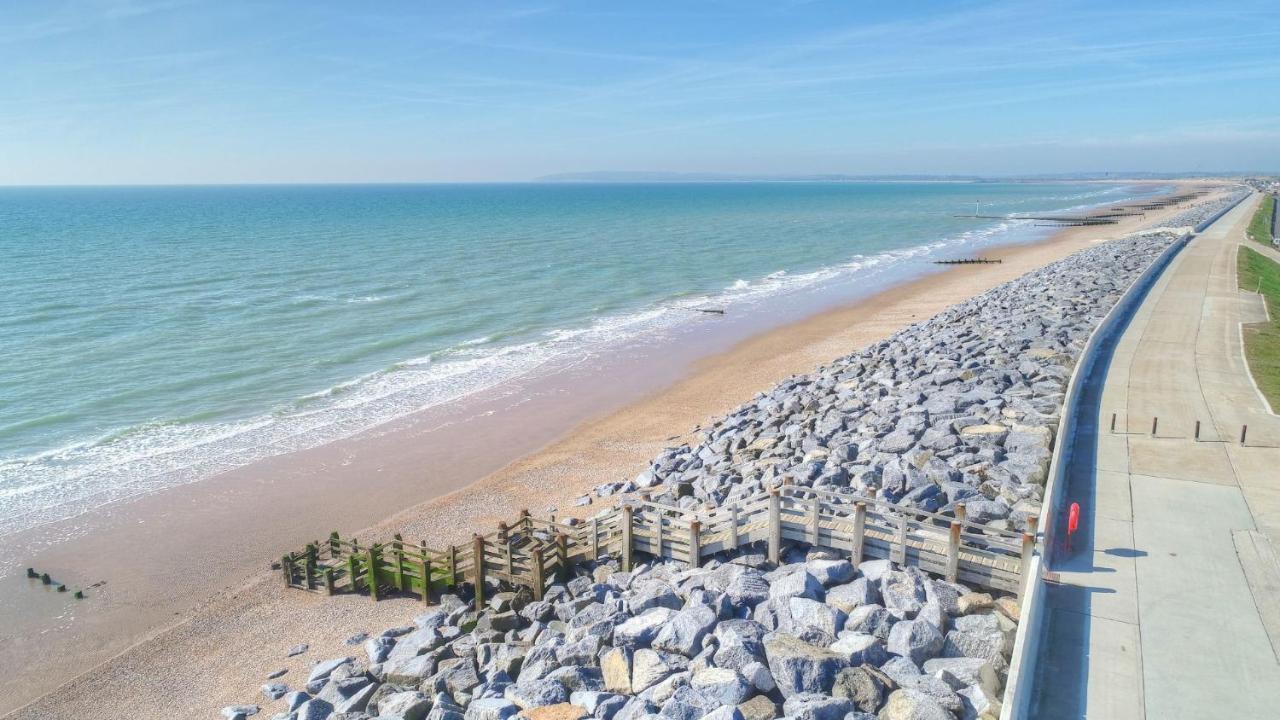 Coastguards Beach House Camber Екстер'єр фото