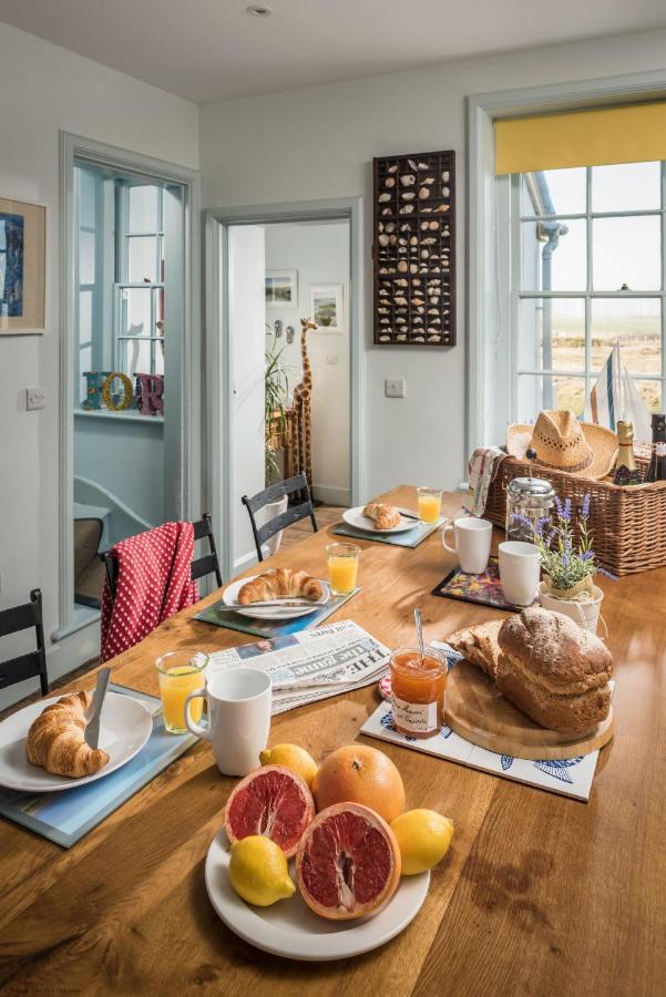 Coastguards Beach House Camber Екстер'єр фото